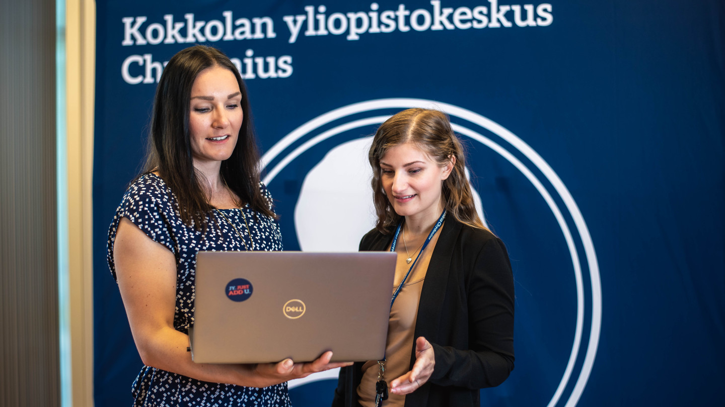 Opiskelijaa ohjataan