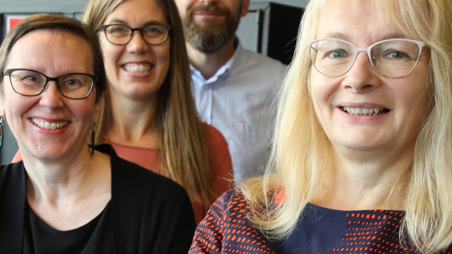 ECOSOS tutkimusryhmä: AilaLeena Matthies, Kati Närhi, Tuuli Hirvilammi ja Ingo Stamm