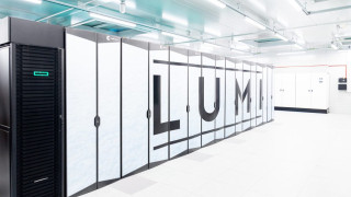 LUMI supertietokone