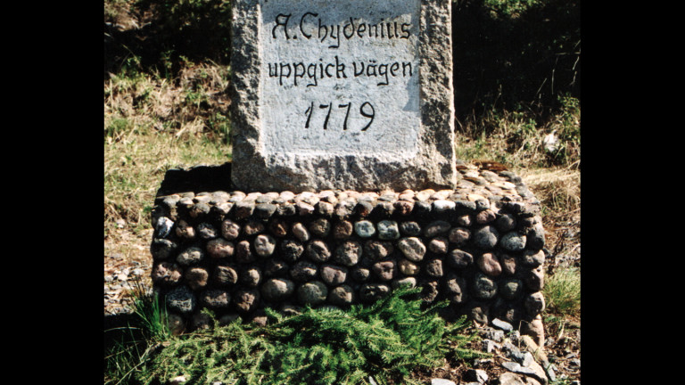 Chydeniuksen muistokivi